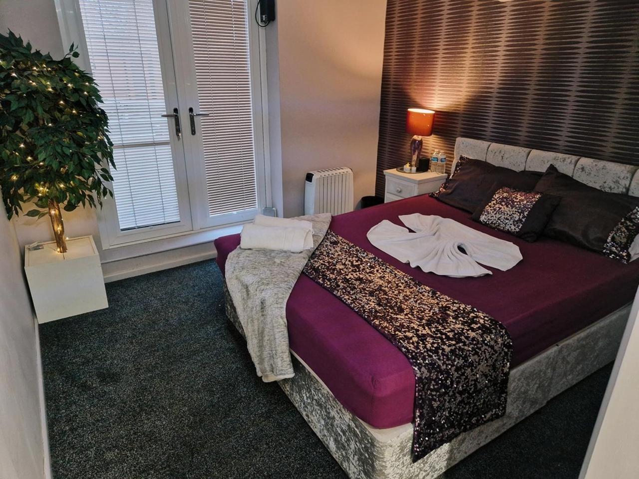 The Ivy Garden Suite (Adults Only) Handsworth Eksteriør billede